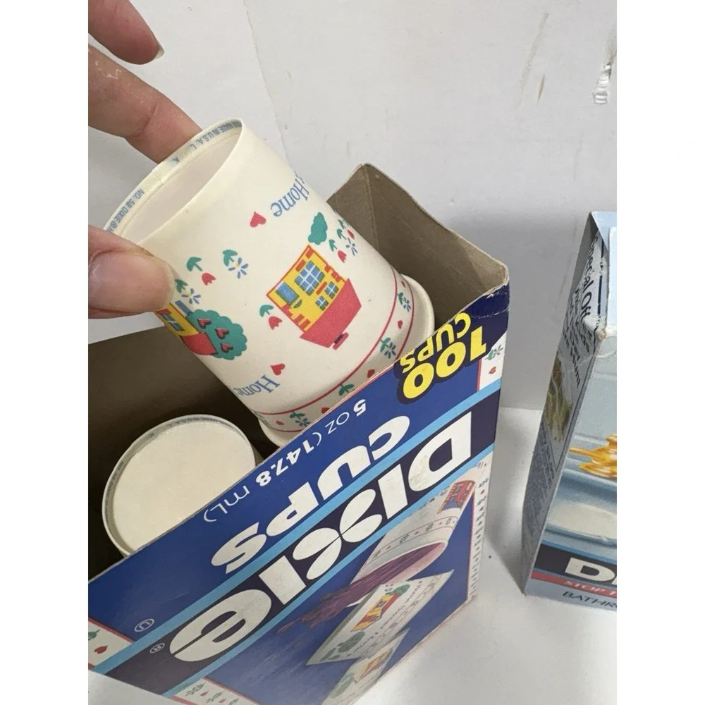 Lot Of 2 Dixie Cups - Bathroom Lily Pads Unopened + Home Sweet Home Kitchen Open